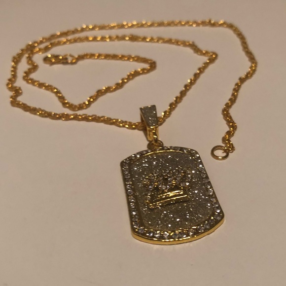 HostPick Heavily Iced Out 💯 Pendant w/ Gold Chain - Picture 2 of 8